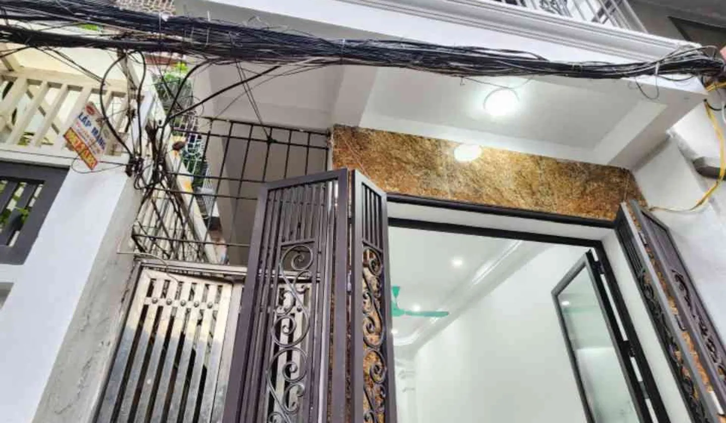 5.9 ty Bán nhà 5 tầng lô góc tại Tân Mai, ngõ ô tô nhỏ vào nhà... Bán nhà riêng tại Hoàng Mai, Hà Nội 01