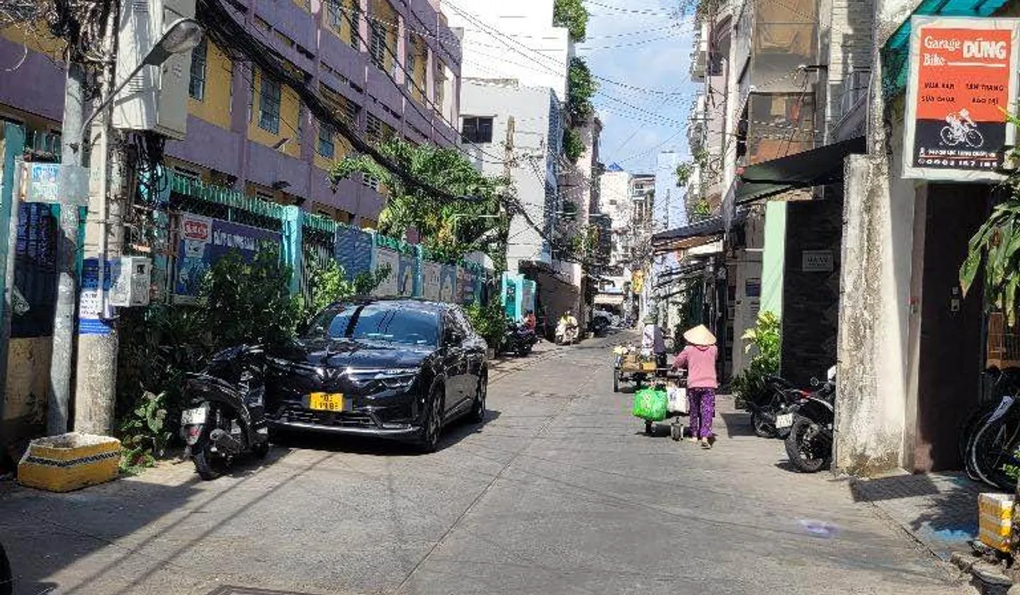 Cơ hội sở hữu nhà riêng vị trí vàng Lạc Long Quân, giá cực tốt... Bán nhà riêng tại Bảy Hiền, Hồ Chí Minh 01