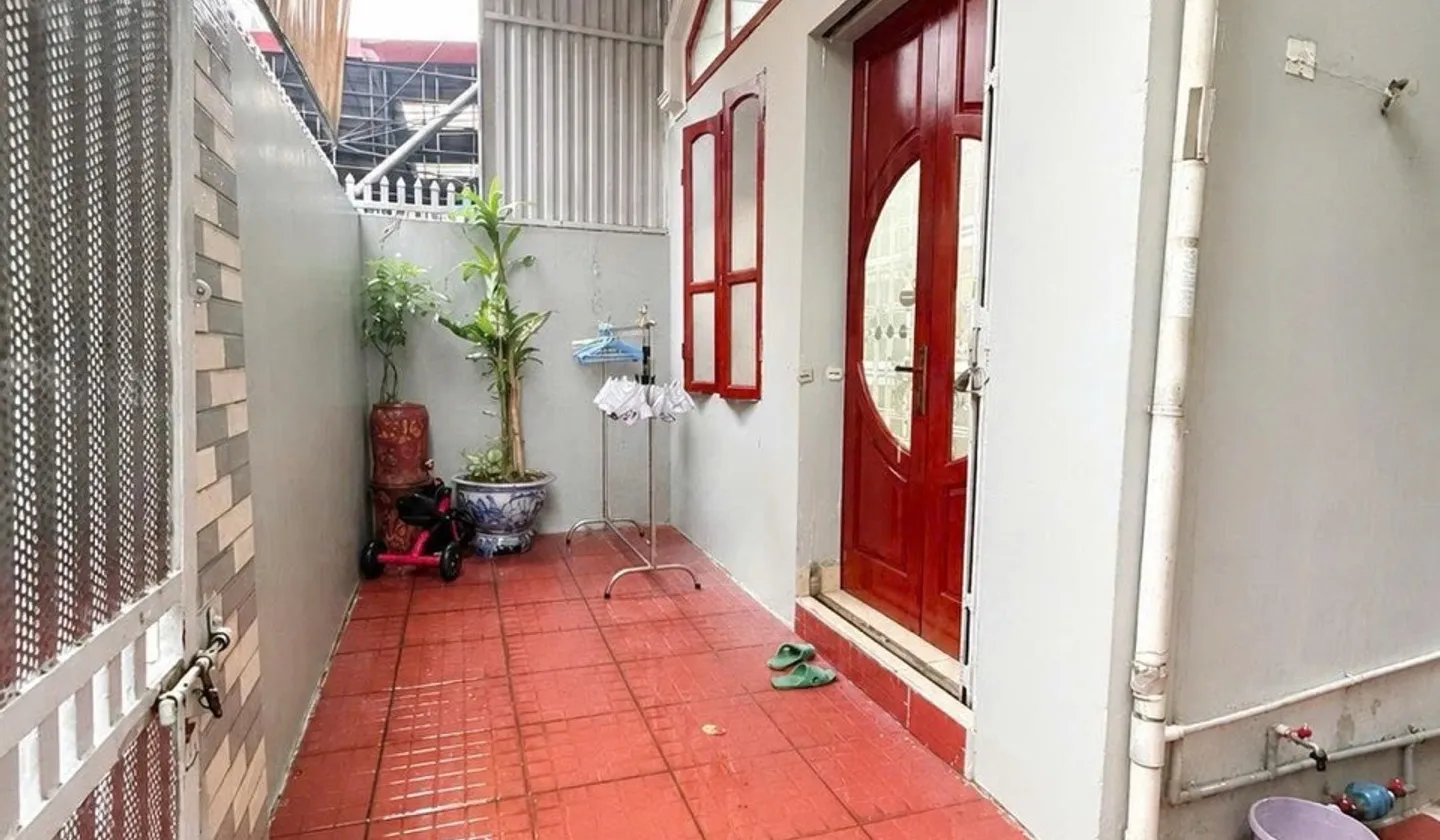🔥 Nhà riêng sân cổng rộng tại CHÙA HÀNG - 65m2 mà chỉ hơn 4 tỷ 🔥... Bán nhà riêng tại Lê Chân, Hải Phòng 01