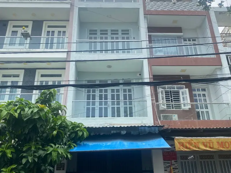 Bán nhà 4 tầng diện tích 80m2 tại quận 6, khu Bình Phú, gần chợ An Dương Vương... Bán nhà riêng tại Bình Phú, Hồ Chí Minh 01