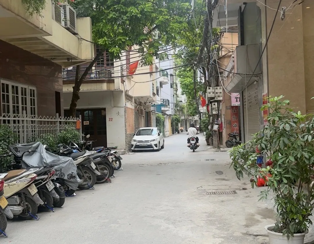 Nhà 4 tầng chắc chắn tại Hoàng Văn Thái, 51.9m2, 4T, mt 4m, 13.5 tỷ... Bán nhà riêng tại Phương Liệt, Hà Nội 01