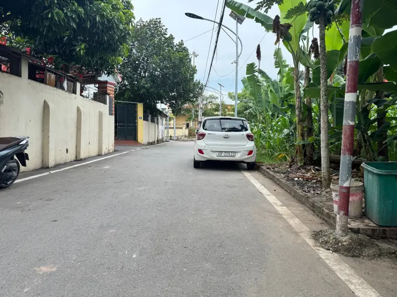 Đất đẹp ô tô tránh, vị trí vàng tại Đan Phượng, trục chính kinh doanh đỉnh... Bán đất tại Liên Minh, Hà Nội 01