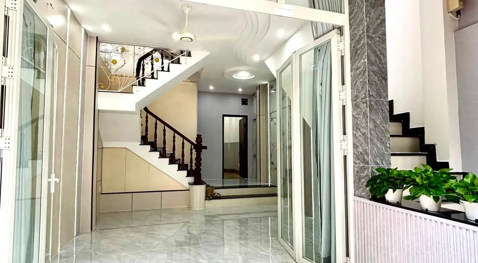 🔥 NHÀ ĐẸP 4TẦNG_5 PHÒNG NGỦ_HẺM KHU NHÀ LẦU BỘ VIP 8M_THỚI AN LÊ VĂN KHƯƠNG QUẬN 12_SÁT GÒ VẤP... Bán nhà riêng tại Thới An, Hồ Chí Minh 01