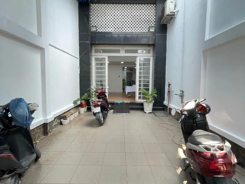 Bán nhà mặt tiền đường Phan Văn Hớn - 101m2 - ngang hơn 4m - 20 tỷ TL... Bán nhà mặt phố tại Đông Hưng Thuận, Hồ Chí Minh 01