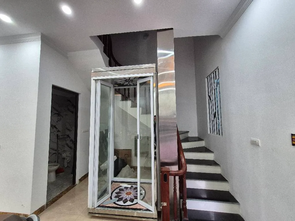 Nhà mới thang máy, ô tô đỗ cạnh, sẵn sàng giao dịch... Bán nhà riêng tại Hà Đông, Hà Nội 01