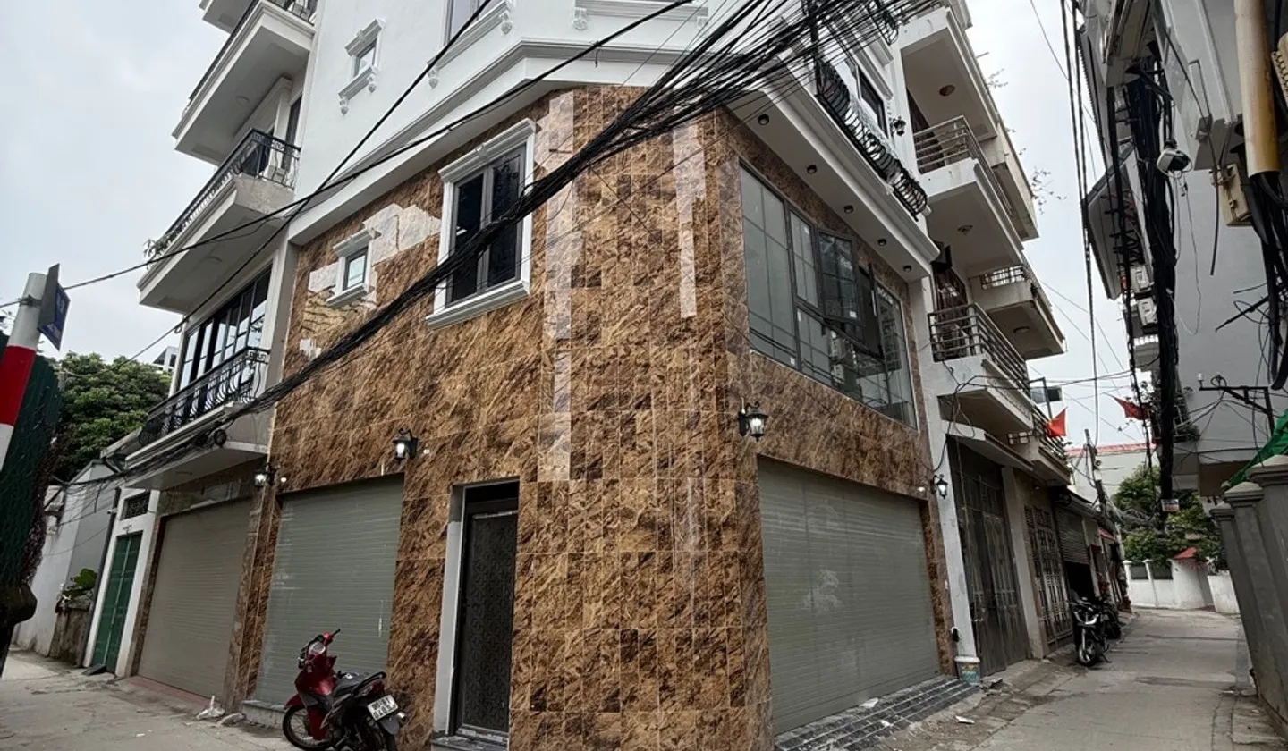 Nhà 8 tầng mới xây tại Ngọc Thụy, lô góc, ô tô tránh, nội thất đầy đủ... Bán nhà riêng tại Bồ Đề, Hà Nội 01