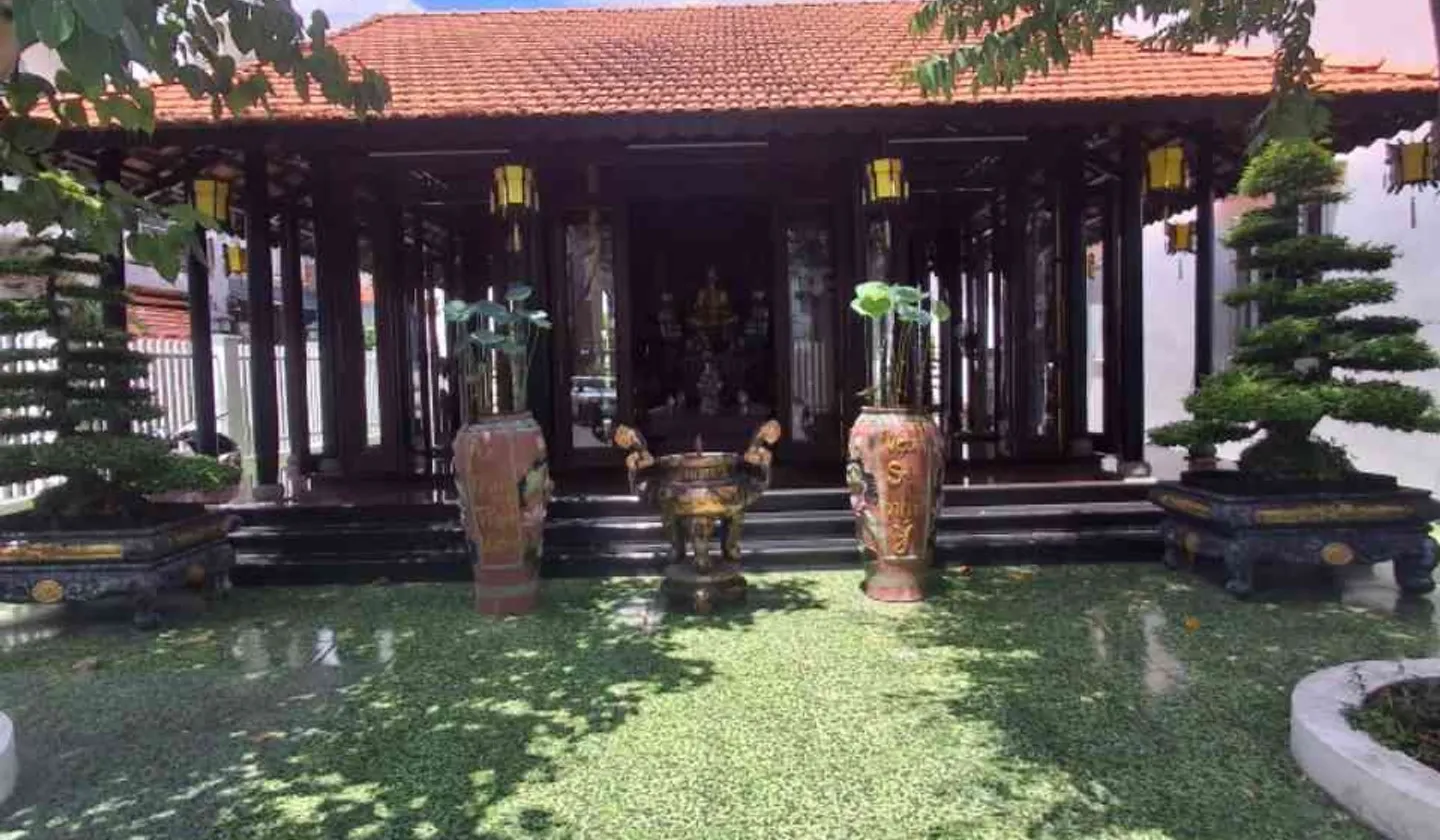 Nhà mặt tiền rộng, xe hơi ngủ trong nhà, khu Tân Sơn sầm uất... Bán nhà riêng tại Tân Sơn, Hồ Chí Minh 01