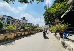 Bán nhà riêng 3 tầng tại phường Phú Diễn, Hà Nội, diện tích 72 m2, gần hồ và chợ... Bán nhà riêng tại Phú Diễn, Hà Nội 03