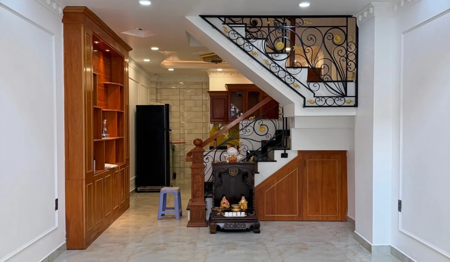 Bán nhà riêng 5 tầng tại phường Cầu Kiệu, Hồ Chí Minh với thiết kế hiện đại... Bán nhà riêng tại Cầu Kiệu, Hồ Chí Minh 01