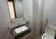 Nhà mặt phố 5 tầng mới xây, phù hợp kinh doanh và ở tại quận trung tâm... Bán nhà mặt phố tại Việt Hưng, Hà Nội 07