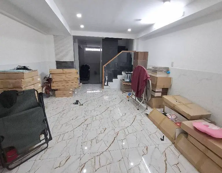 Bán nhà mặt phố 5 tầng tại vị trí thuận tiện, diện tích 70.2m2, có sổ hồng riêng... Bán nhà mặt phố tại An Lạc, Hồ Chí Minh 01
