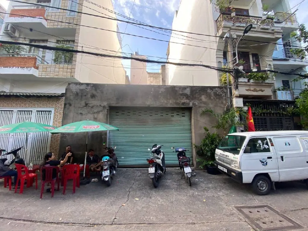 Nhà rộng mặt tiền khủng, trung tâm Tân Bình giá sốc... Bán nhà riêng tại Bảy Hiền, Hồ Chí Minh 01