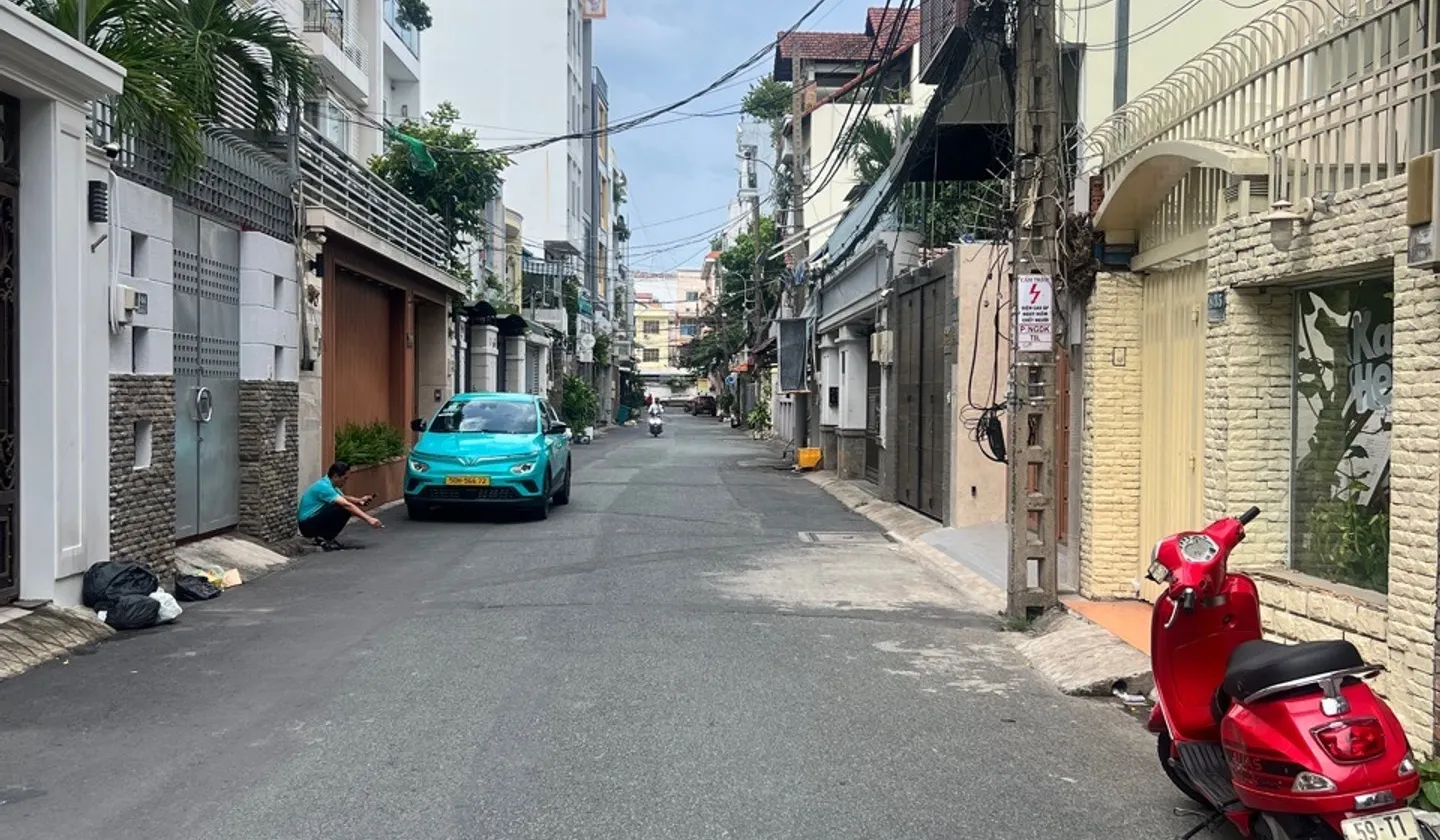 Bán nhà 5 tầng mặt tiền 5,2m khu Tân Bình, giá 22,5 tỷ... Bán nhà riêng tại Tân Sơn Nhất, Hồ Chí Minh 01