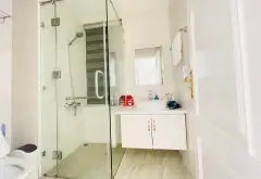 Bán căn hộ 2 phòng ngủ tại Sun Grand City Lương Yên, vị trí trung tâm tiện ích đầy đủ... Bán căn hộ chung cư tại Hai Bà Trưng, Hà Nội 06