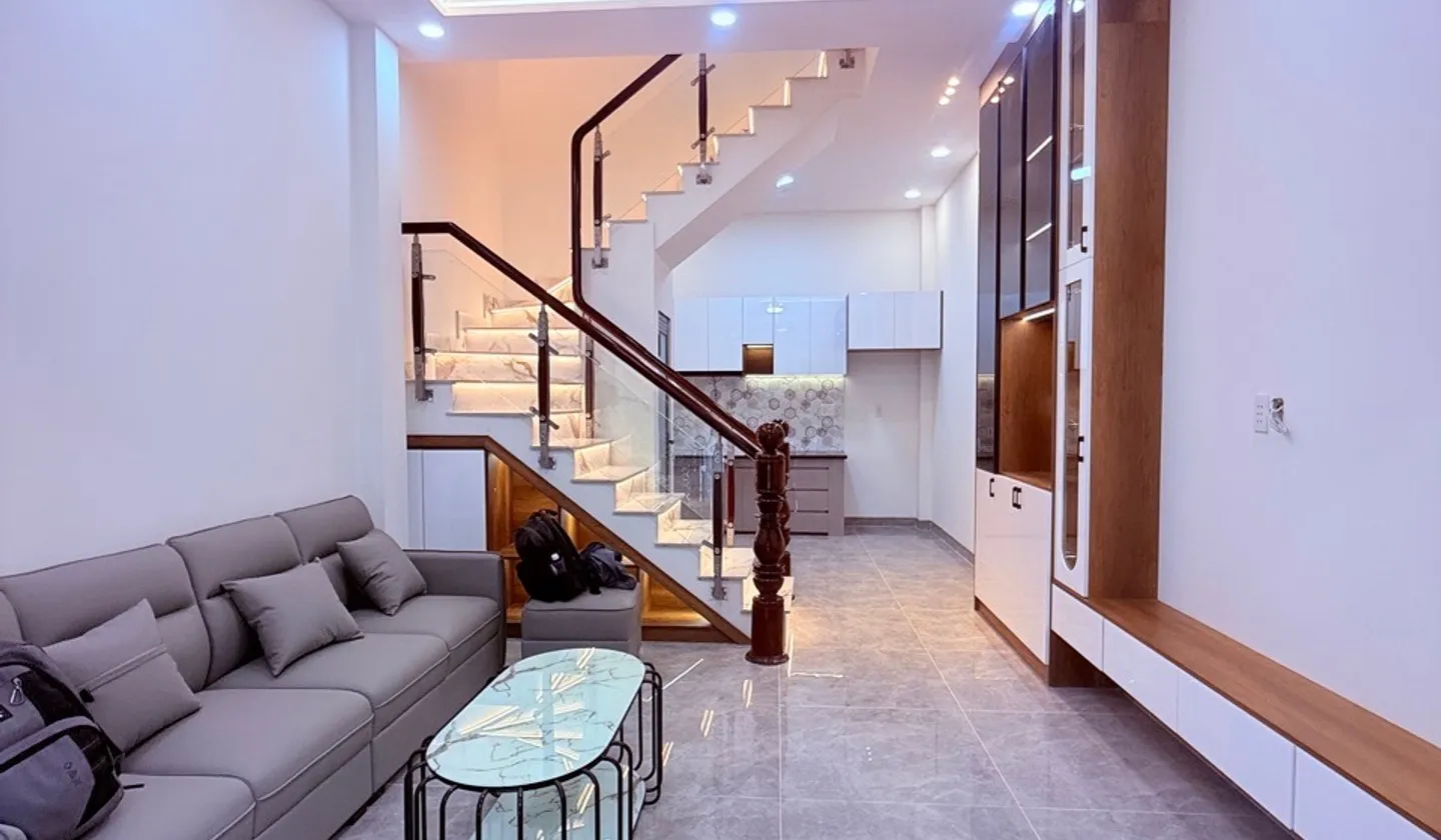 Nhà đẹp 4 tầng, gần chợ và tiện ích, giá siêu hấp dẫn... Bán nhà riêng tại Tây Thạnh, Hồ Chí Minh 01