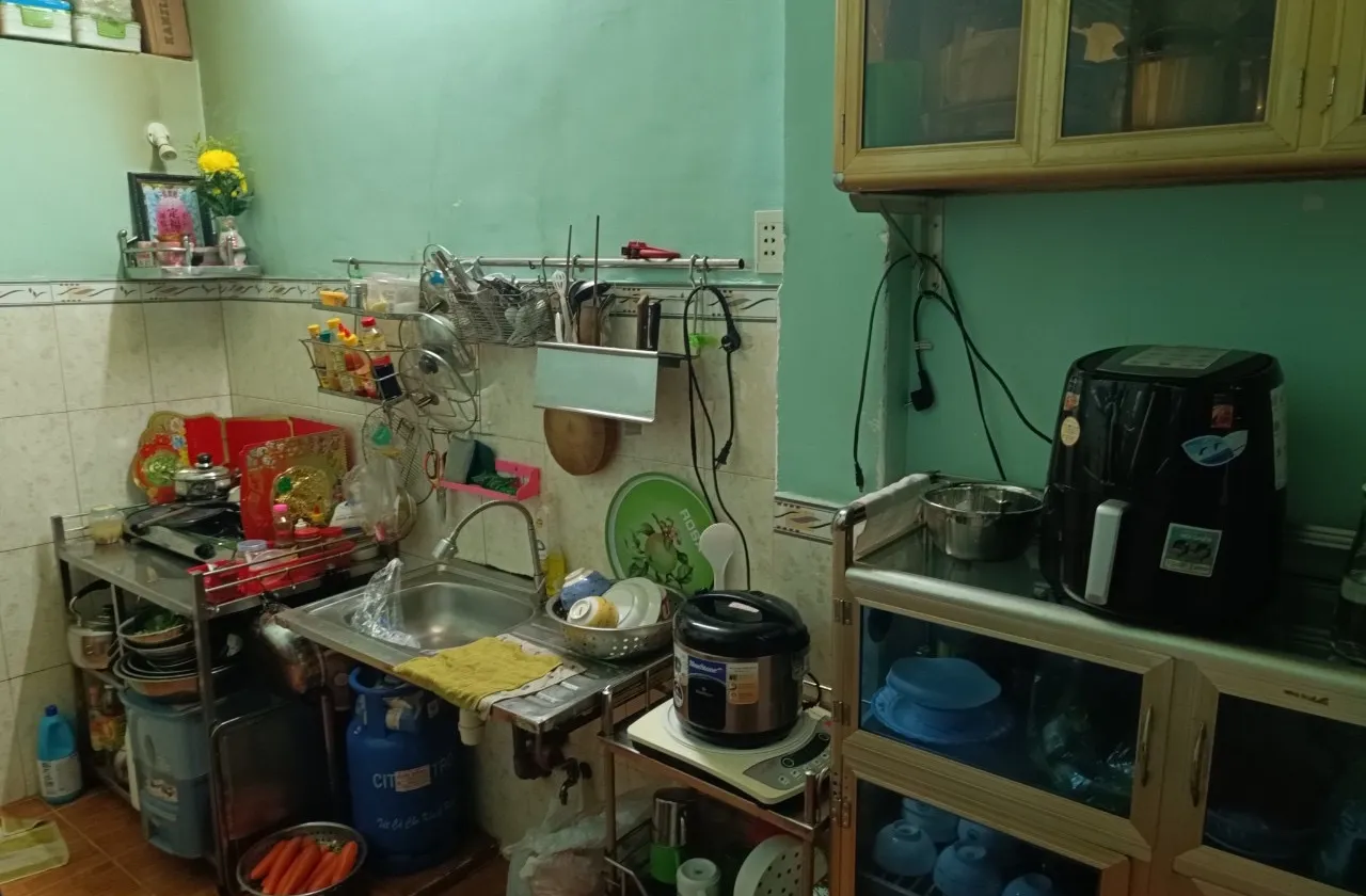 MẶT TIỀN XÓM CHIẾU - 2 TẦNG - 32M²- NỞ HẬU TÀI LỘC... Bán nhà mặt phố tại Khánh Hội, Hồ Chí Minh 01