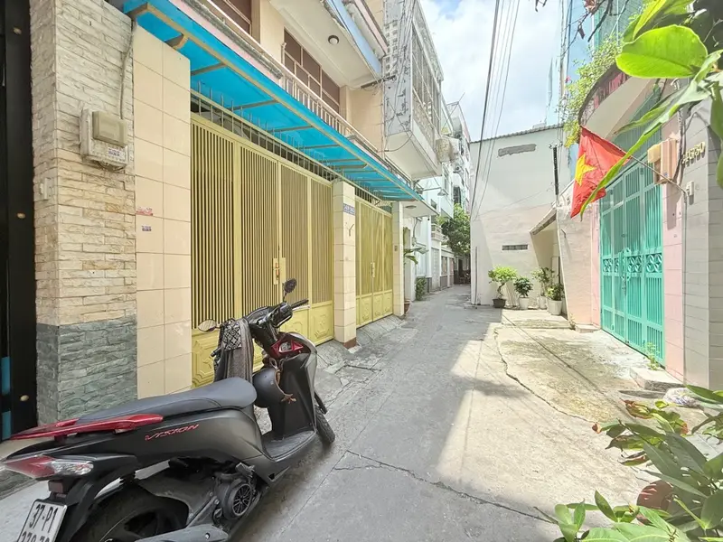 CƠ HỘI SỞ HỮU NHÀ 5 TẦNG TRUNG TÂM QUẬN 10 GIÁ TỐT... Bán nhà riêng tại Diên Hồng, Hồ Chí Minh 01