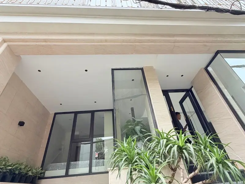 Cơ hội sở hữu toà nhà căn hộ cao cấp tại Hoàng Hoa Thám giá tốt-tiền đẻ ra tiền... Bán nhà riêng tại Ngọc Hà, Hà Nội 01