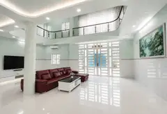🔥 MTKD KHU BÀN CỜ – NGANG KHỦNG 10M – GIÁ NHỈNH 80TR/M²

🏢 10x25m • 3 tầng • đường 16m có lề • ki... Bán nhà mặt phố tại Phú Thạnh, Hồ Chí Minh 02