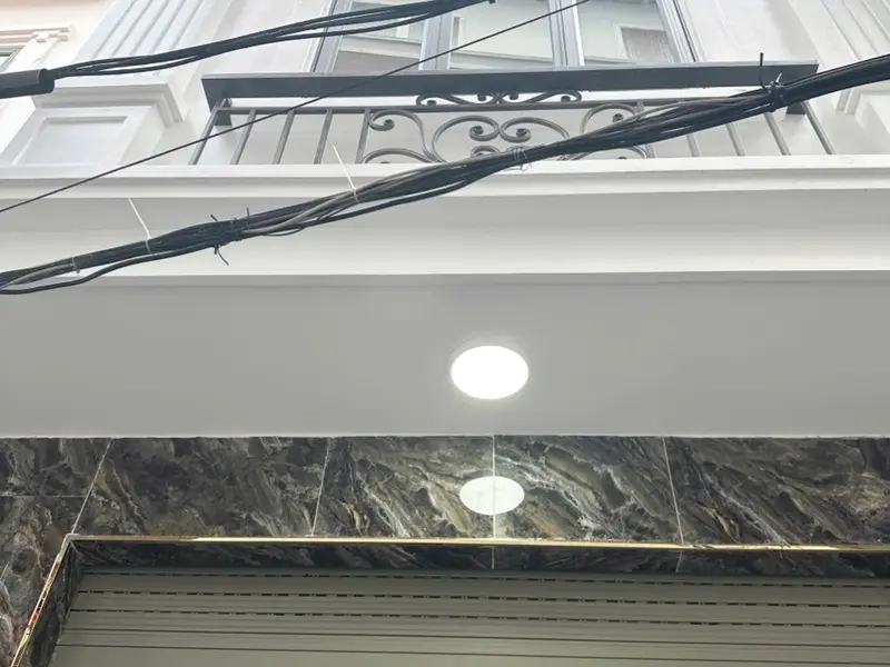 Nhà 3 tầng thiết kế hiện đại khu trung tâm Lạch Tray, không gian sinh hoạt rộng rãi... Bán nhà riêng tại Lê Chân, Hải Phòng 01