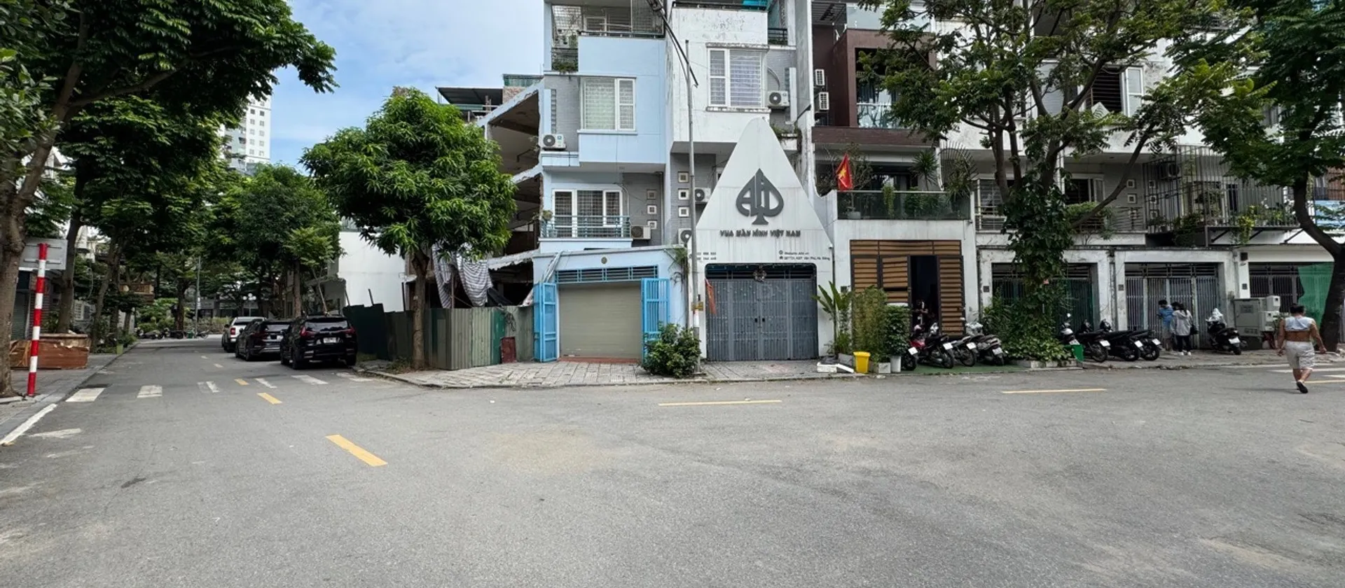 Biệt thự đỉnh tại Văn Phú - Gara ô tô, vỉa hè rộng thoáng... Bán biệt thự, liền kề tại Kiến Hưng, Hà Nội 01