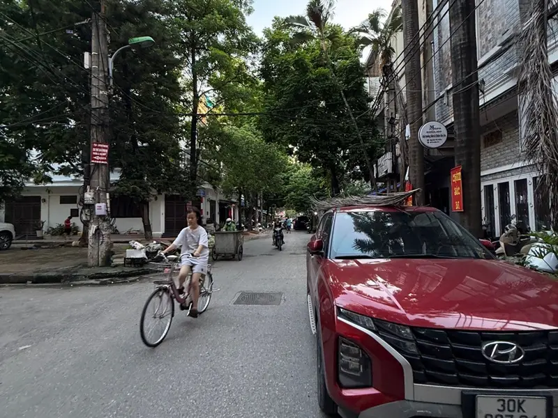 Bán nhà Hoàng Công Chất, khu Phú Diễn, 52m², ô tô tránh, vỉa hè 4, kinh doanh giá 1x tỷ... Bán nhà riêng tại Phú Diễn, Hà Nội 01