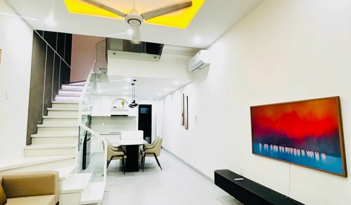 Bán nhà mặt phố Nguyễn Hiền, Sơn Trà, 2 tầng 72m², ô tô đỗ trong nhà... Bán nhà mặt phố tại Sơn Trà, Đà Nẵng 01