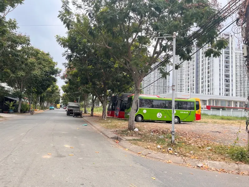 Nhà đẹp có gara, đối diện sân vận động quận 7... Bán nhà riêng tại Tân Mỹ, Hồ Chí Minh 01