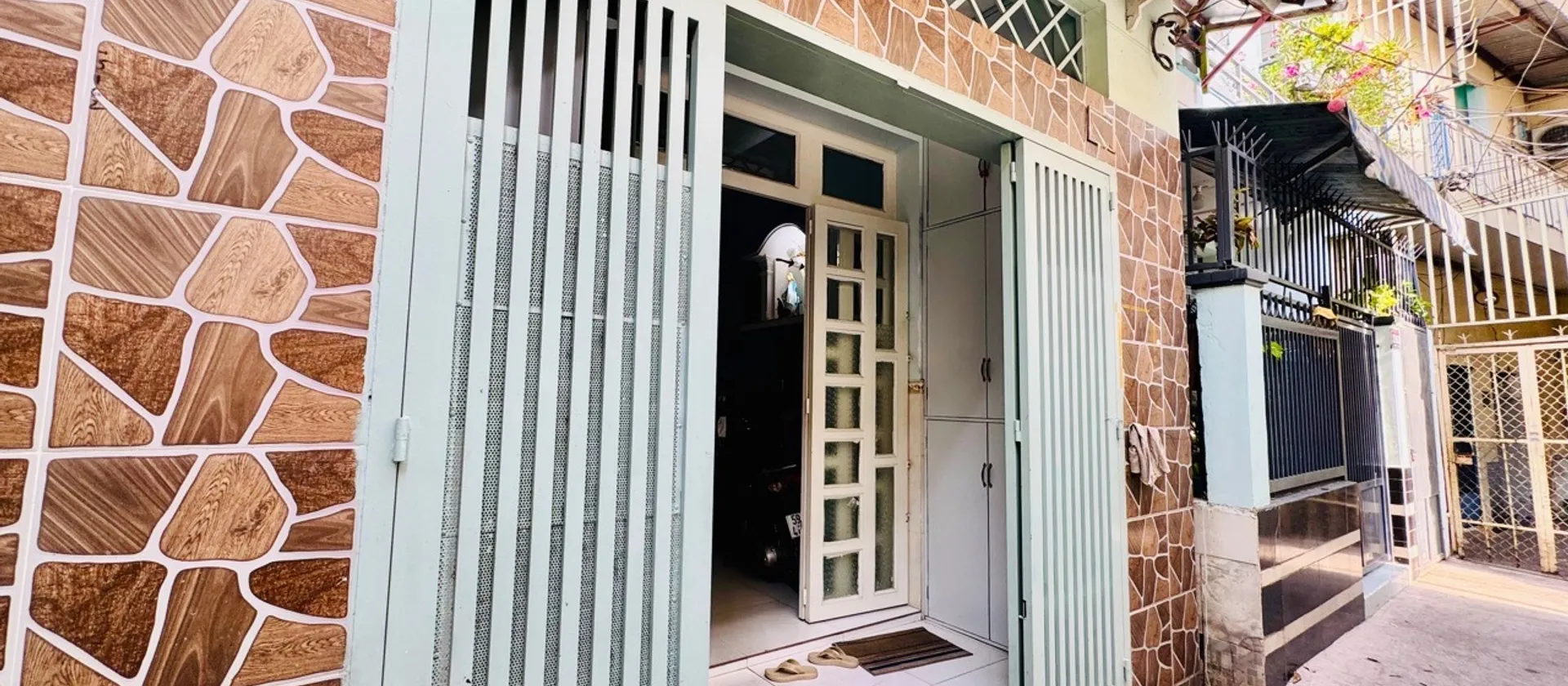 Nhà đẹp 4 Tầng, Tạ Quang Bửu, Ngang 4,2m x 12m, Nở hậu tài lộc, Nhỉnh 6 Ty... Bán nhà riêng tại Chánh Hưng, Hồ Chí Minh 01
