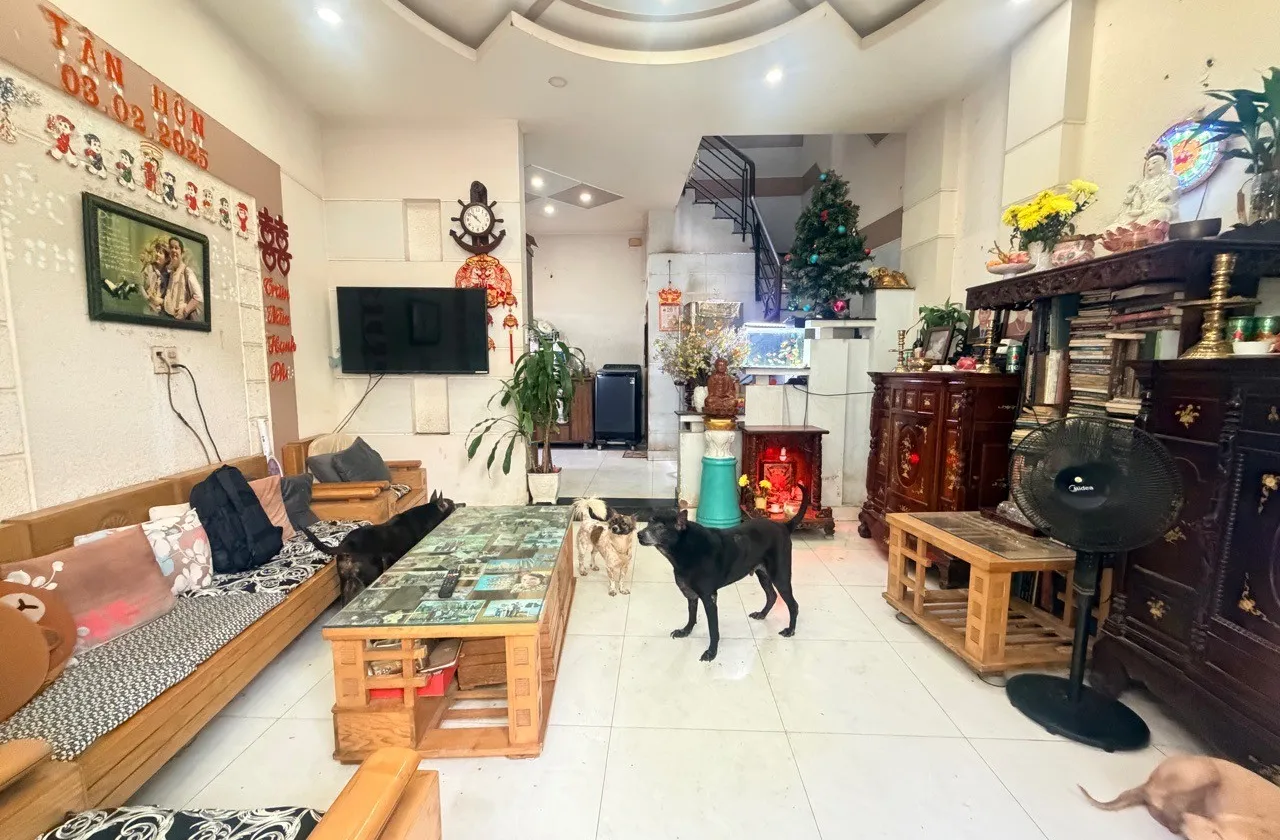 Nhà phố riêng tư tại phường Bình Thạnh với kiến trúc tinh tế và không gian sống đẳng cấp... Bán nhà riêng tại Bình Thạnh, Hồ Chí Minh 01