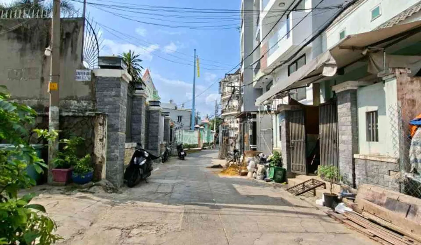 Nhà ngang rộng giữa lòng Gò Vấp, giá hấp dẫn 9,5 tỷ... Bán nhà riêng tại Thông Tây Hội, Hồ Chí Minh 01
