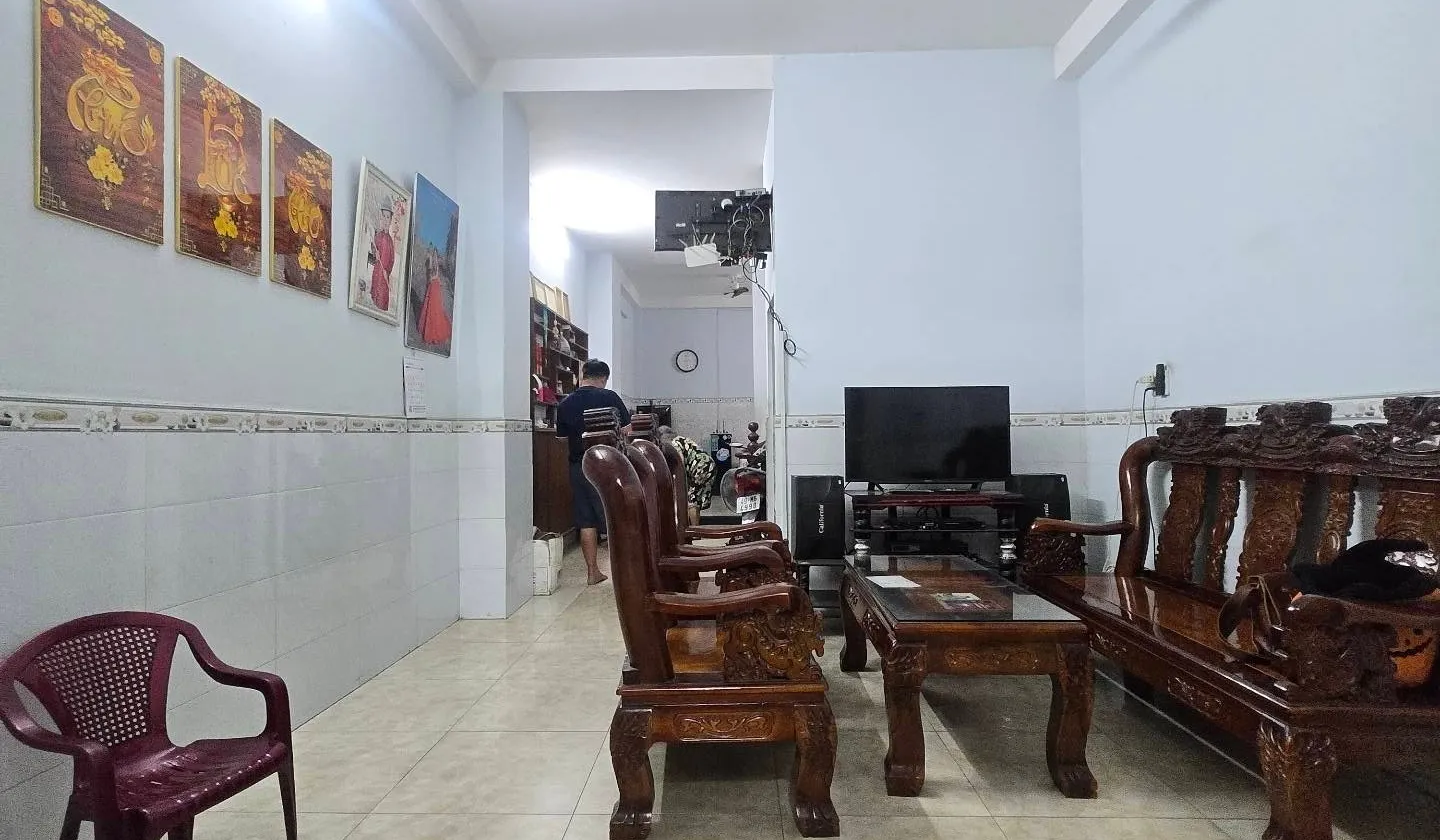 GẦN TRUNG TÂM HÀNH CHÍNH DĨ AN - HẺM XE HƠI RỘNG - LINH XUÂN... Bán nhà riêng tại Linh Xuân, Hồ Chí Minh 01
