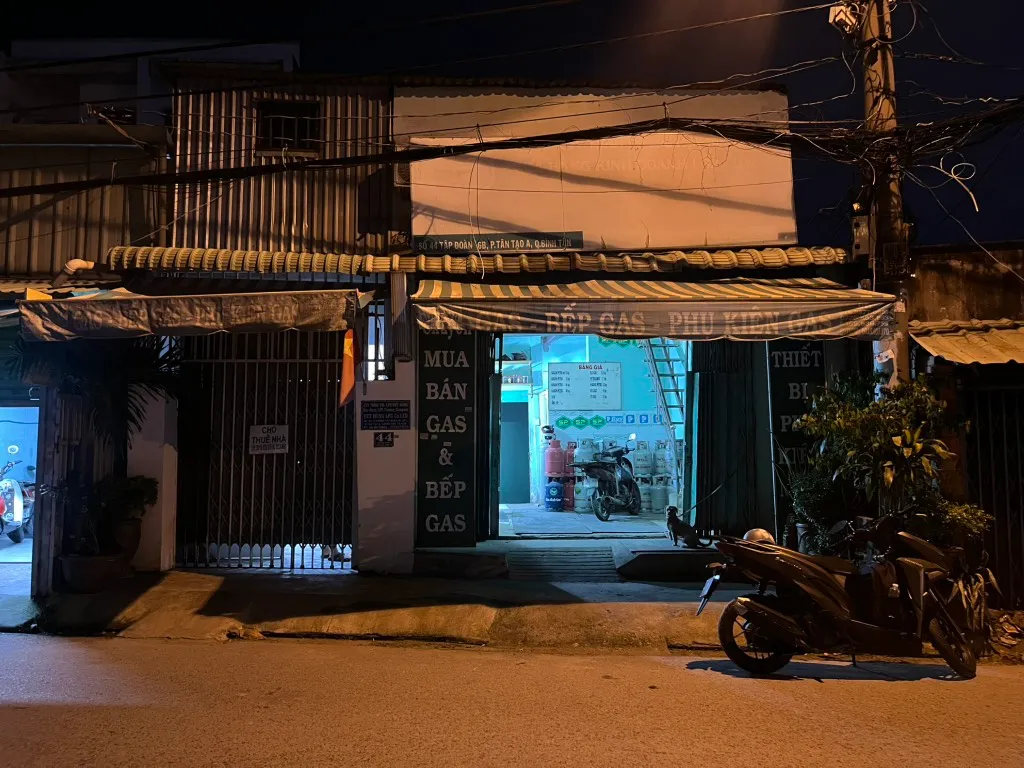 MẶT TIỀN ĐƯỜNG - SÁT BÊN CÔNG AN QUẬN BÌNH TÂN - CÁCH VÀI CHỤC MÉT ĐẾN VÒNG XOAY AN LẠC... Bán owner_side tại Tân Tạo, Hồ Chí Minh 01