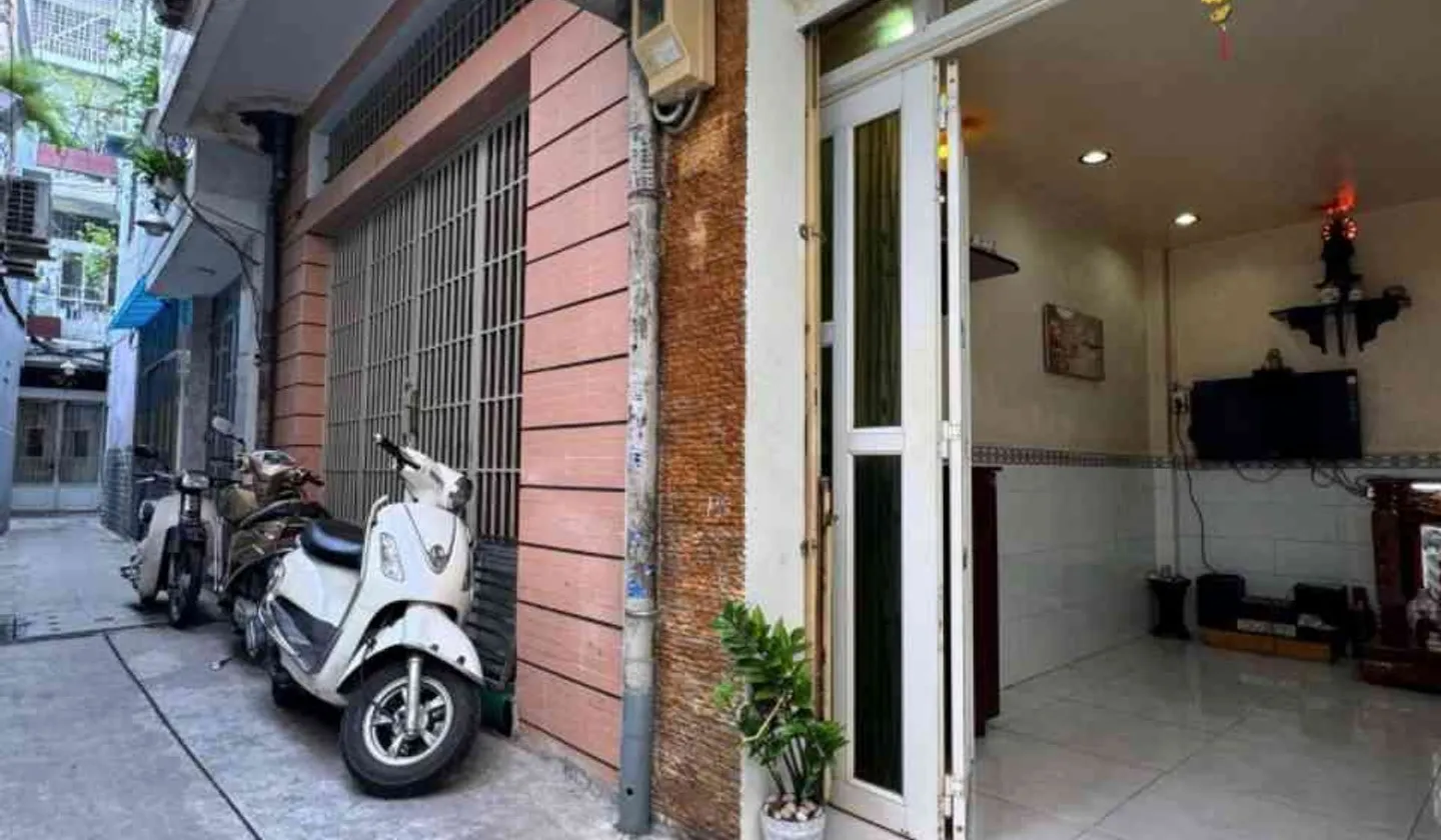 Bán nhà riêng 2 tầng diện tích 22m2 tại Phú Nhuận... Bán nhà riêng tại Đức Nhuận, Hồ Chí Minh 01