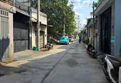 Bán nhà riêng Bình Tân 2 phòng ngủ, hẻm xe hơi thông, gần AEON Tân Phú... Bán nhà riêng tại Bình Hưng Hòa, Hồ Chí Minh 01