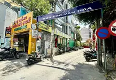 H43: 🚘NHÀ HOÀNG HOA THÁM BÌNH THẠNH XE HƠI
CÁCH 10m DT 28m2
Chỉ 3xx T.Y... Bán nhà riêng tại Gia Định, Hồ Chí Minh 05