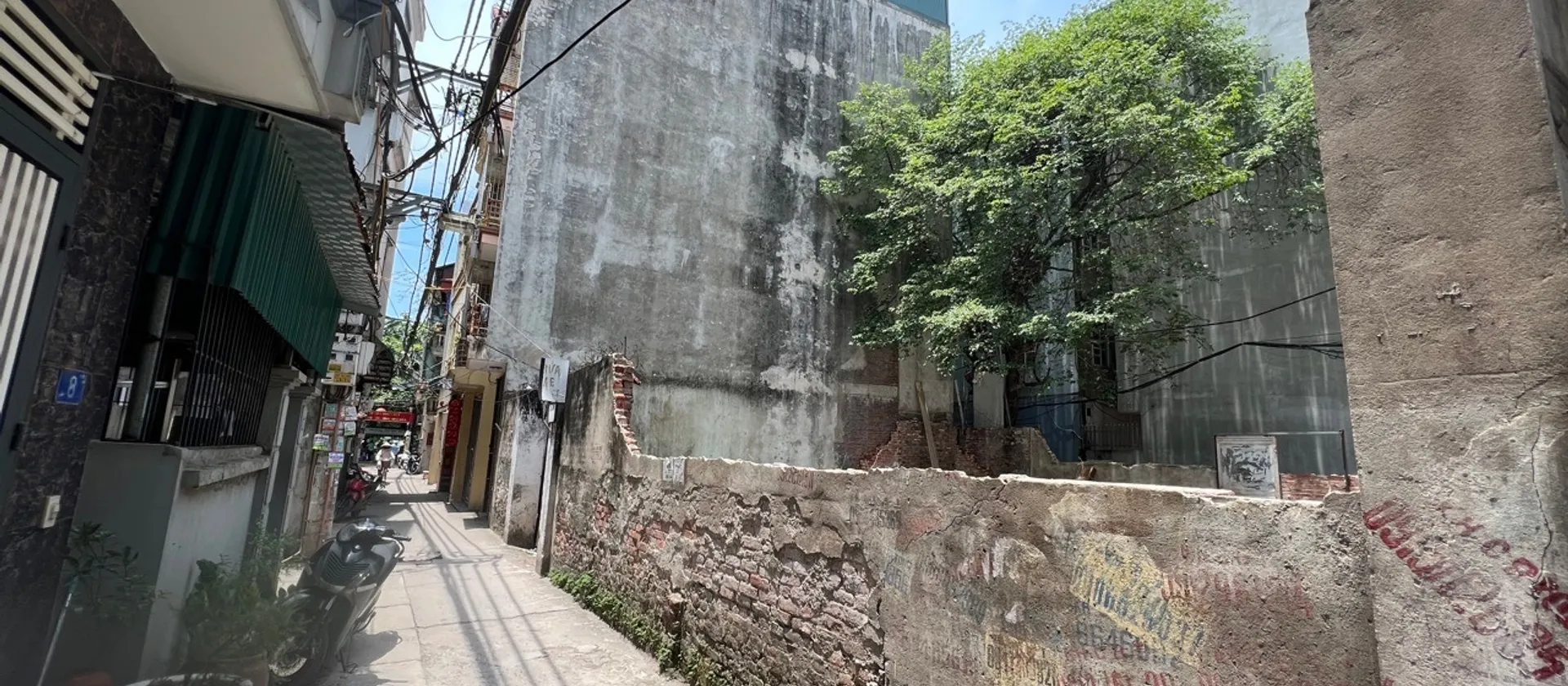 HIẾM - MẶT NGÕ - 50M RA PHỐ ĐẠI TỪ... Bán đất tại Định Công, Hà Nội 01
