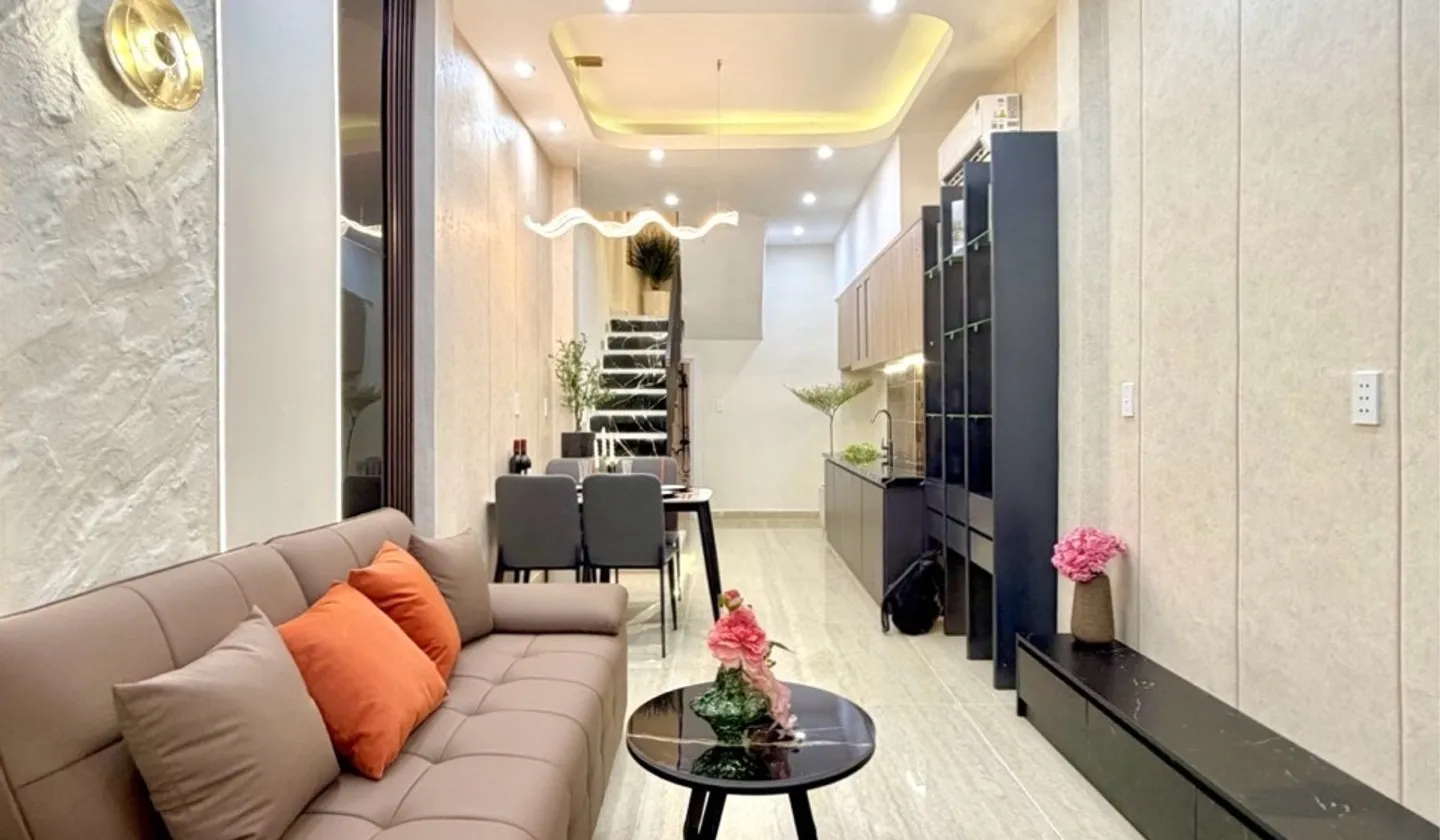 Nhà đẹp siêu hiếm Quận 3 - Vừa ở vừa kinh doanh cực đỉnh... Bán nhà riêng tại Bàn Cờ, Hồ Chí Minh 01