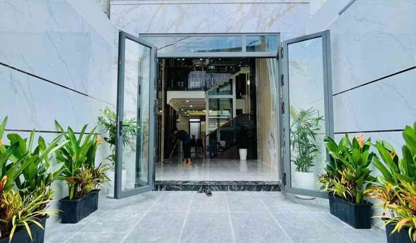 Bán nhà mặt phố khu Tên Lửa, 5 tầng, có thang máy, giá gần 10 tỷ.... Bán nhà mặt phố tại An Lạc, Hồ Chí Minh 01