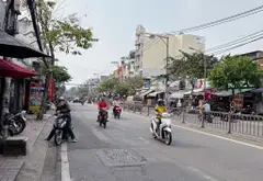 Nhà mặt phố kinh doanh sầm uất Quận 6 giá cực tốt... Bán nhà mặt phố tại Phú Lâm, Hồ Chí Minh 05