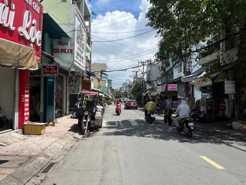 Bán nhà mặt phố 3 tầng diện tích 70m² tại Bình Tân giá 9 tỷ... Bán nhà mặt phố tại Bình Hưng Hòa, Hồ Chí Minh 01
