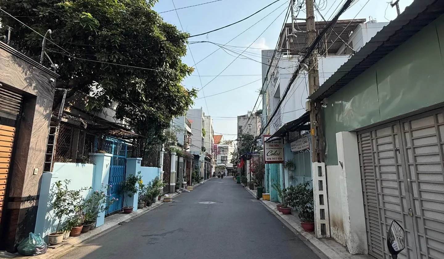 Nhà siêu hiếm Bầu Cát, 2 mặt hẻm xe hơi, rộng 172m²... Bán nhà riêng tại Bảy Hiền, Hồ Chí Minh 01