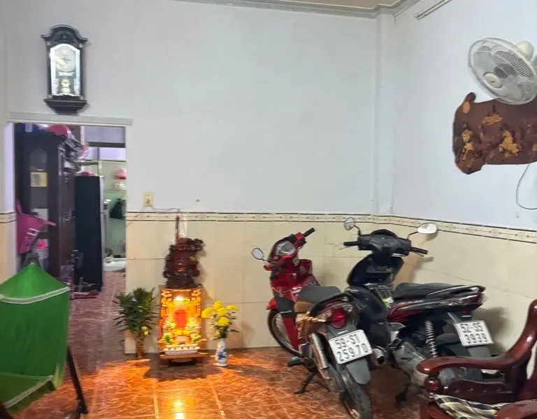 Bán nhà diện tích 105m2, tiền năng tăng giá cao tại Điện Biên Phủ, P.17, BT. Phù hợp đầu tư CHDV... Bán nhà riêng tại Gia Định, Hồ Chí Minh 01