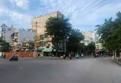 Cơ hội sở hữu nhà mặt phố kinh doanh ngay cổng đại học Tài chính Marketing giá tốt... Bán nhà mặt phố tại Tân Thuận, Hồ Chí Minh 12