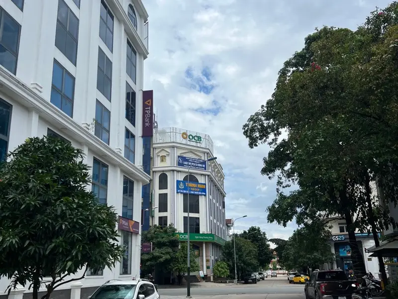 Nhà mặt phố đắc địa trung tâm Dĩ An tặng dãy trọ 2 tầng... Bán nhà mặt phố tại Dĩ An, Hồ Chí Minh 01