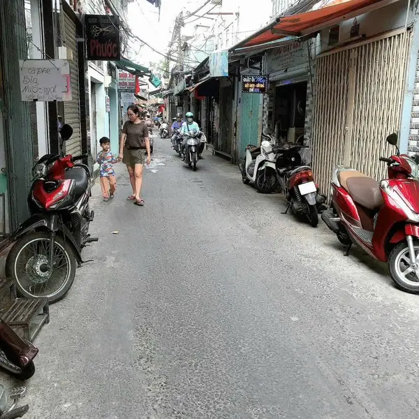 Mặt tiền Đoàn Văn Bơ - 3 Tầng - 2 tỷ nhỉnh - Sổ đẹp vuông vức... Bán nhà mặt phố tại Xóm Chiếu, Hồ Chí Minh 01