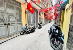 Trung tâm LÊ VĂN HIẾN 44m2 7,95 Tỷ LIỀN KỀ: HV TÀI CHÍNH + ĐH MỎ + CẢNH SÁT ND + BV ĐK PHƯƠNG ĐÔNG... Bán nhà riêng tại Đông Ngạc, Hà Nội 02