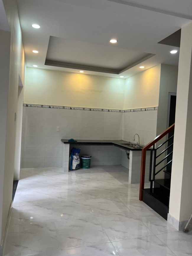 NHÀ MỚI 2 TẦNG, CHỈ NHỈNH HƠN 3 TỶ DỌN VALI VÀO Ở NGAY tại Hồ Chí Minh 01