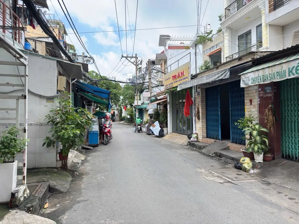 Bán nhà mặt phố Hoàng Xuân Nhị diện tích 188m2 giá 17.2 tỷ... Bán nhà mặt phố tại Tân Phú, Hồ Chí Minh 01