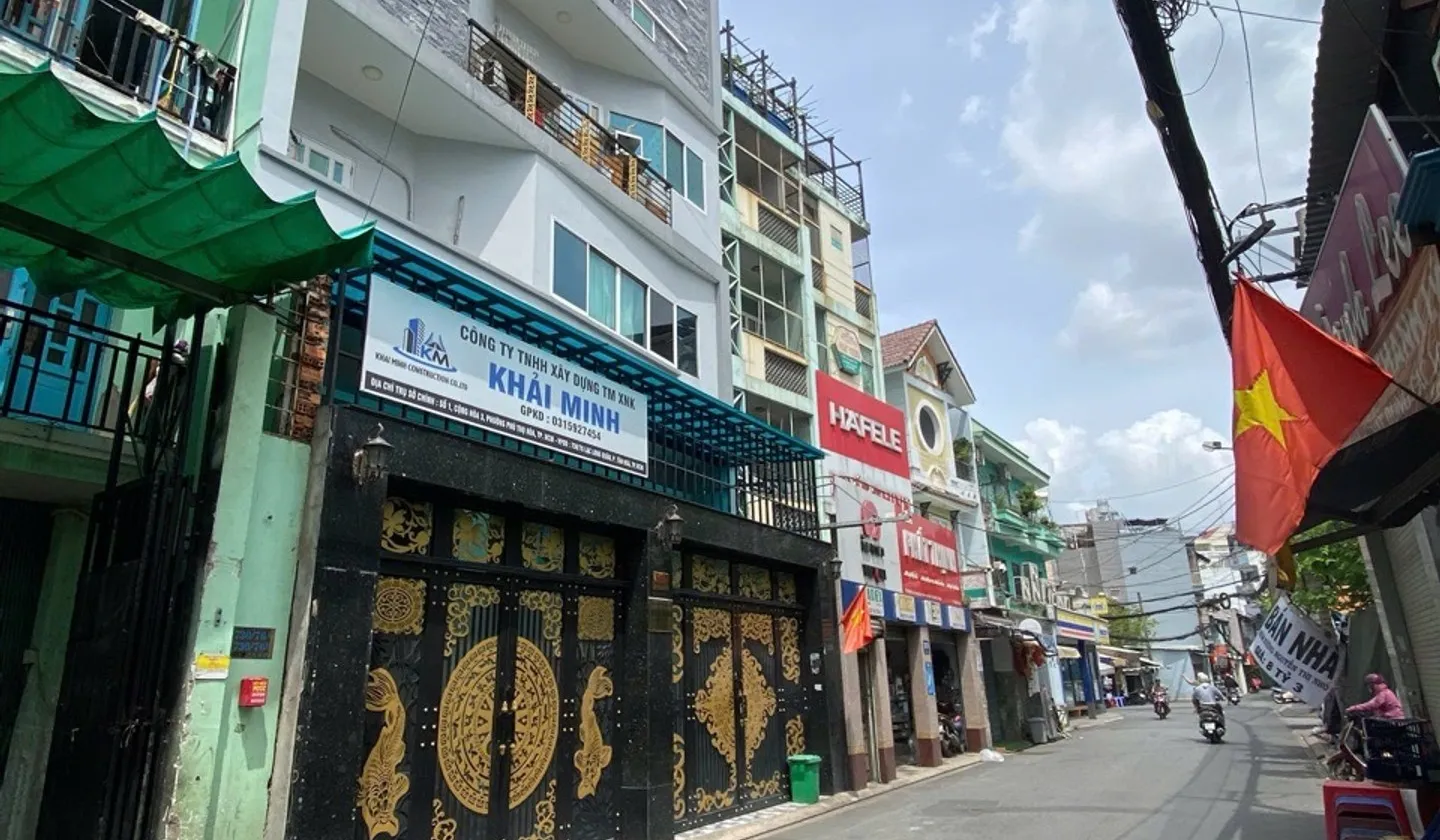 Cơ hội độc quyền sở hữu 2 căn nhà hẻm xe tải Lạc Long Quân giá tốt... Bán nhà riêng tại Tân Hòa, Hồ Chí Minh 01